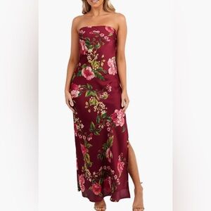 Petal & Pup Floral Maxi Dress - Burgundy. Size Medium. Brand new with tags.